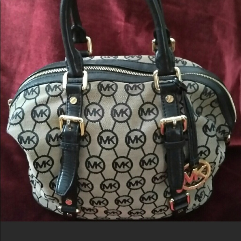 Mishael Kors